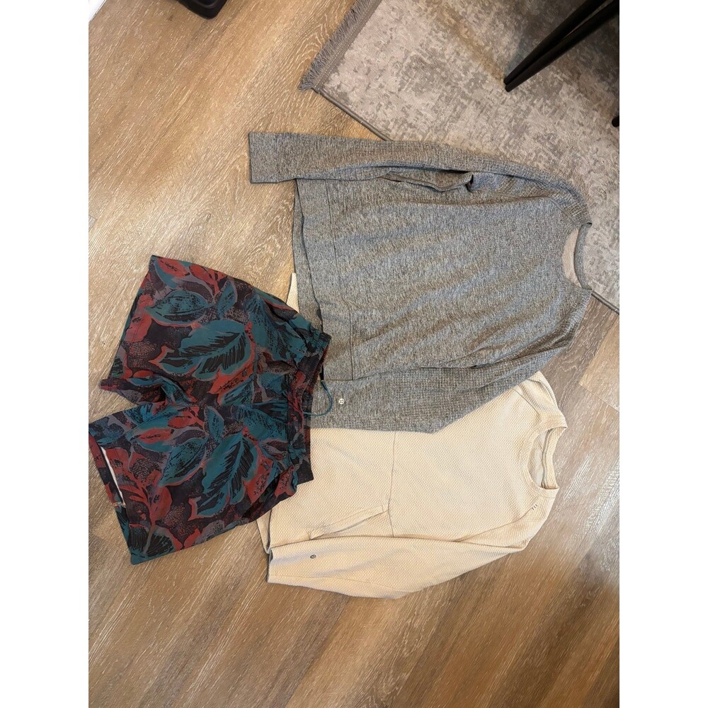 Lululemon bundle size large - image 2